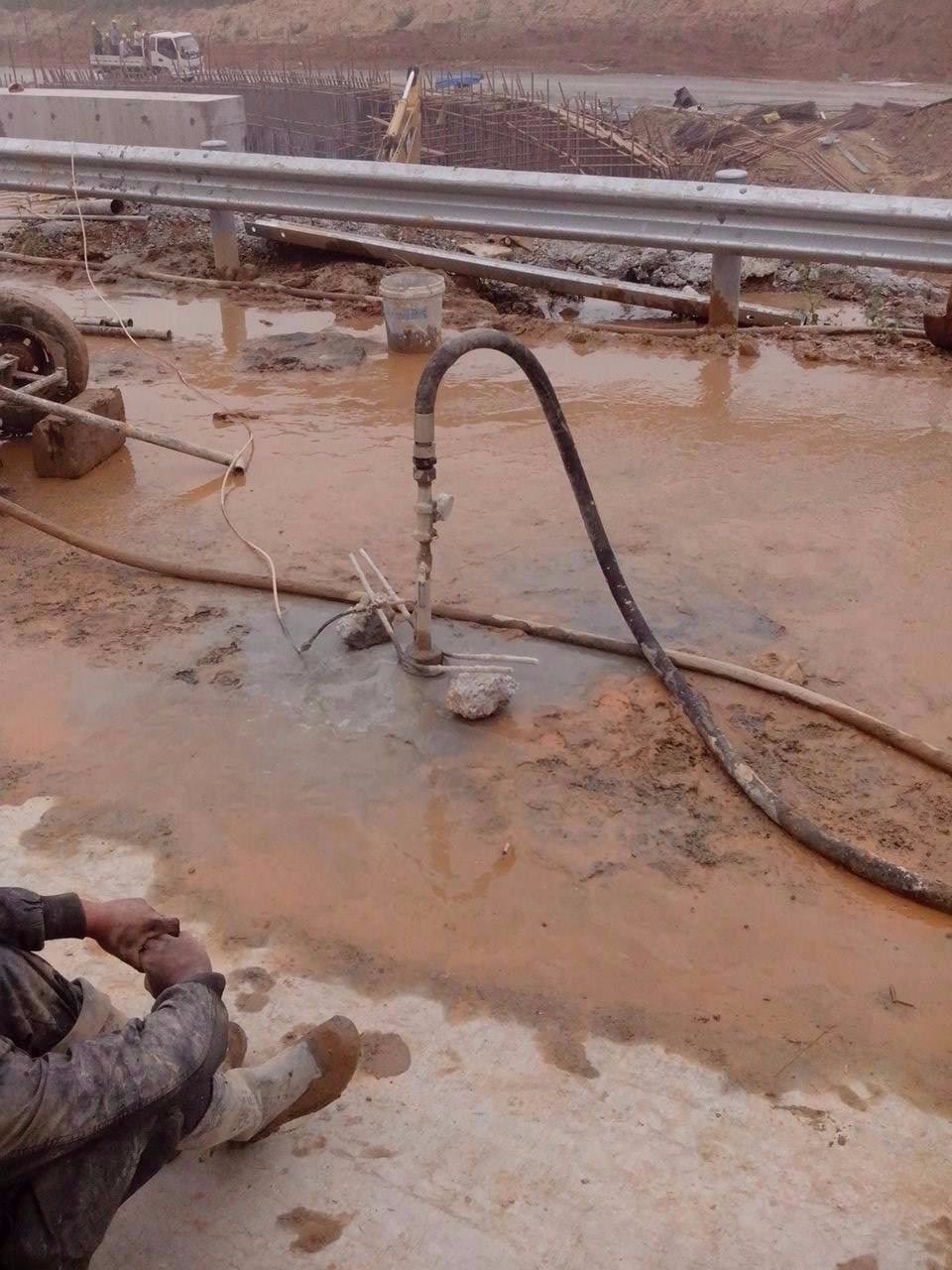 园林办事处路基压密注浆